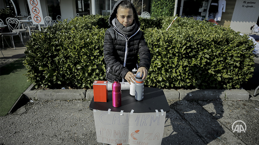 Rastopit će vas priča o dječaku iz Sarajeva koji prodaje čaj da bi pomogao Turskoj i Siriji