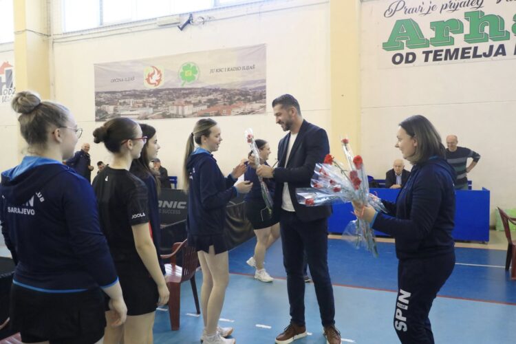 Više od 200 takmičara na Državnom prvenstvu u stonom tenisu u Ilijašu (FOTO)