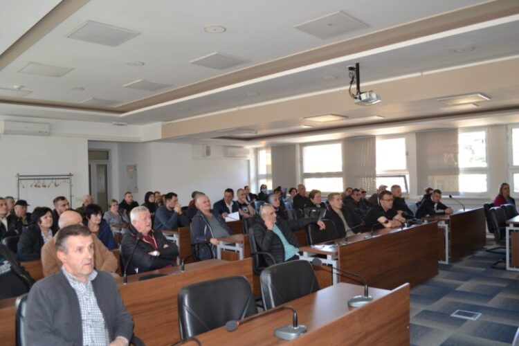Održana javna tribina o planiranju prostora u dijelu RP Centar Ilijaša