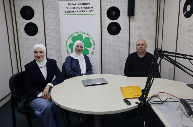 Predsjednik BZK „Preporod“ Ilijaš Adis Duraković i članice hora Adina i Emina o aktivnostima, završenim i planiranim projektima