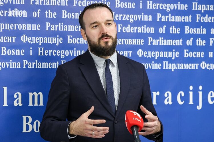Čavalić tvrdi da je došlo do dramatičnog pada prometa u FBiH zbog zabrane rada nedjeljom