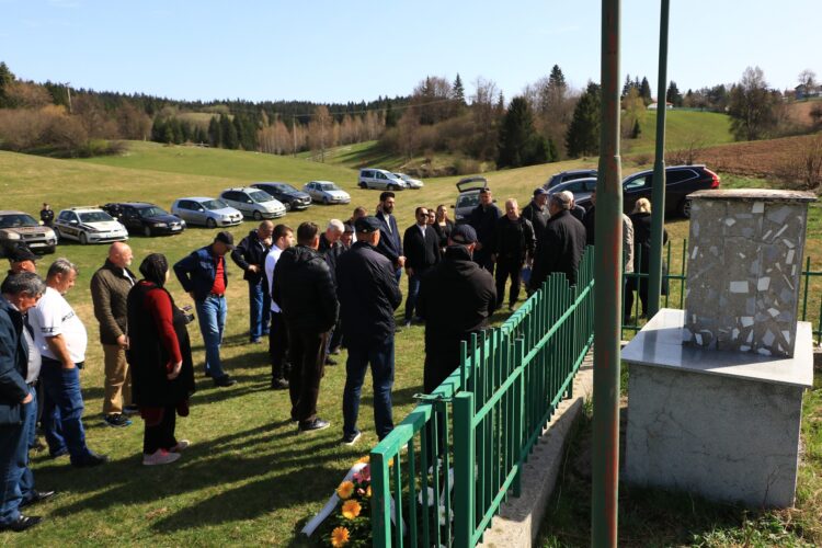 Obilježena 33. godišnjica otpora na Čevljanskom polju i Lokvi