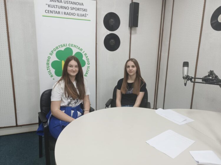 Predstavljamo uspješne mlade stonoteniserke Nađu Đulović i Lanu Lovrić