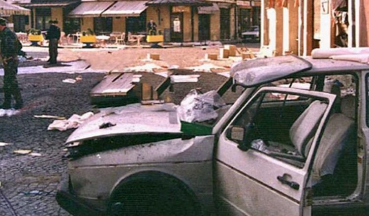 Prije 30 godina je ubijena tuzlanska mladost: Dan kada se u suzama sjećamo 71 mladog života