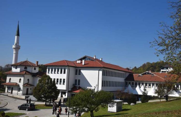 Dani otvorenih vrata “Vikend za osnovce” u čajangradskoj Medresi