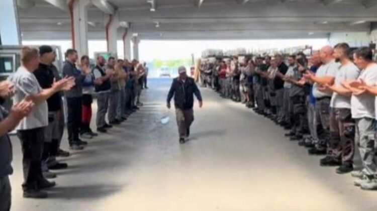 Aplauz, suze i zagrljaji: Dirljiv ispraćaj u penziju Asima iz Brčkog osvojio društvene mreže