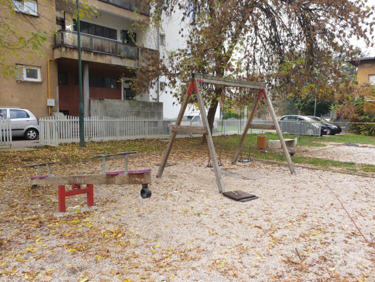 Tragedija u Ajdinovićima povukla pitanje sigurnosti igrališta: Mogu li se ovakve nesreće spriječiti?