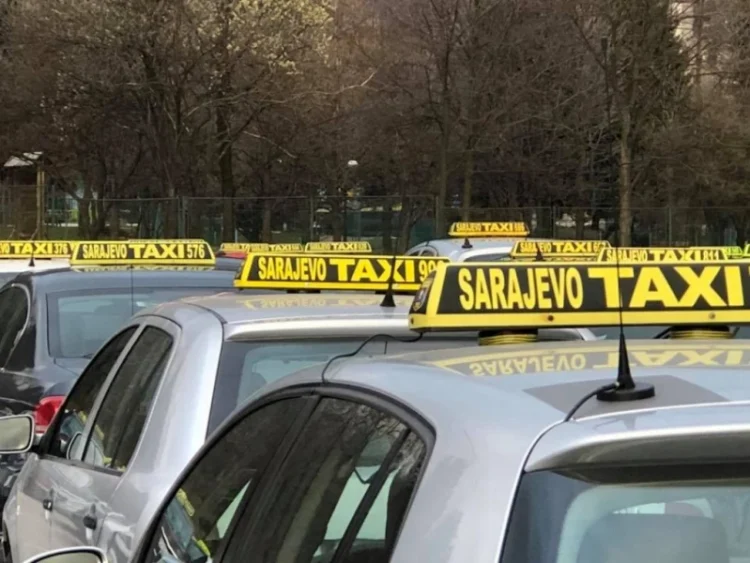 Zabrana zaustavljanja na stajalištima: Evo šta kažu sarajevski taksisti i ko najviše ispašta