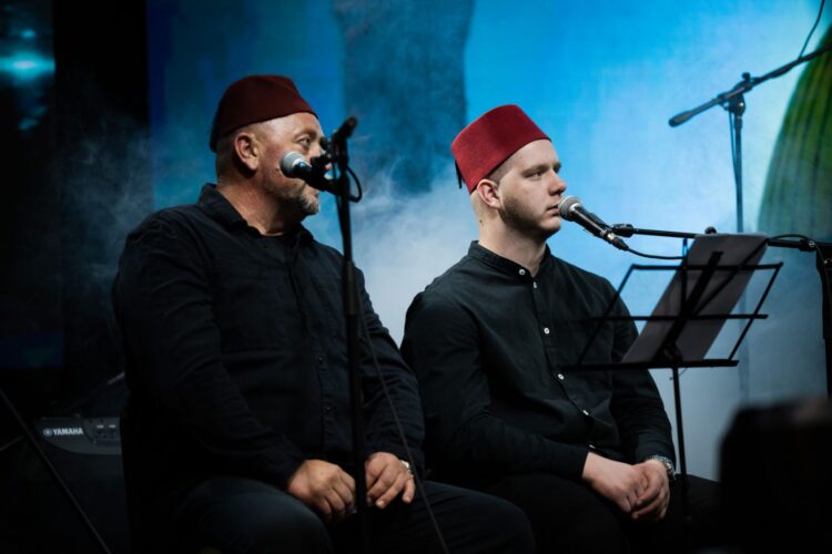 Armin Muzaferija koncertom duhovne muzike uljepšao ljetnu večer u Visokom