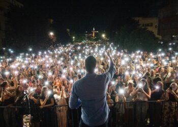 Spektakularan koncert Mirze Selimovića na Gradskom šetalištu u Ilijašu (FOTO)