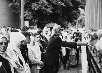 Ilijaš ispratio sedam žrtava genocida: “Nakon 30 godina, vraćaju se u svoju Srebrenicu” (FOTO)