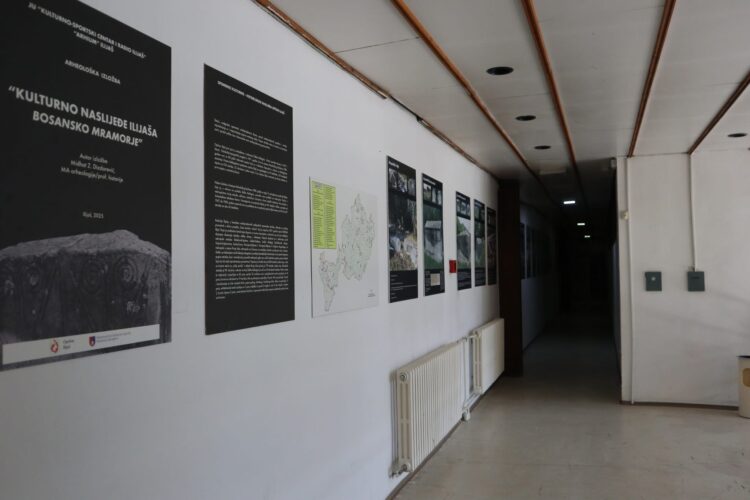 Postavljena izložba „Spomenici kulturno – historijskog naslijeđa Općine Ilijaš“