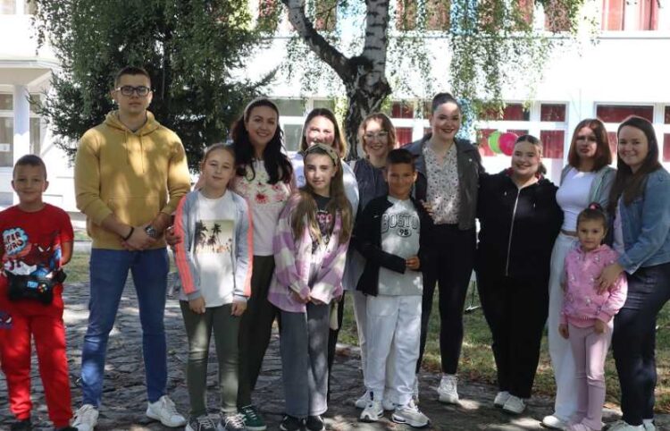 OO Iskoristi dan-Carpe diem-Počela manifestacija za djecu Kreativni park u Ilijašu