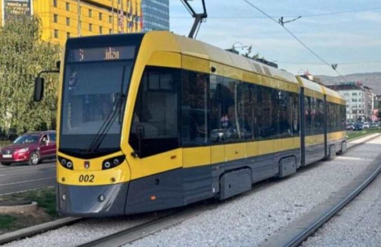 Kanton Sarajevo: Od danas karta za javni prijevoz 2,20 KM