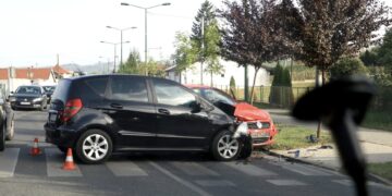 Nezgoda na putu Ilijaš–Stari Ilijaš, policija na terenu (FOTO)