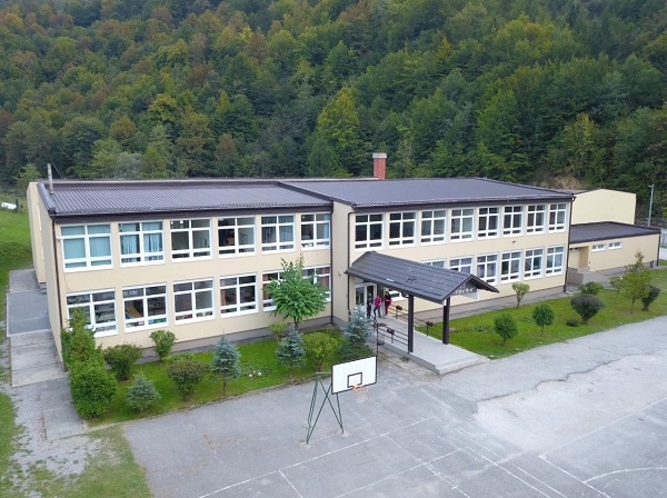 OŠ “Srednje”: Javni poziv za dostavljanje pismenih ponuda za odabir najpovoljnijeg ponuđača za zakup školske kuhinje