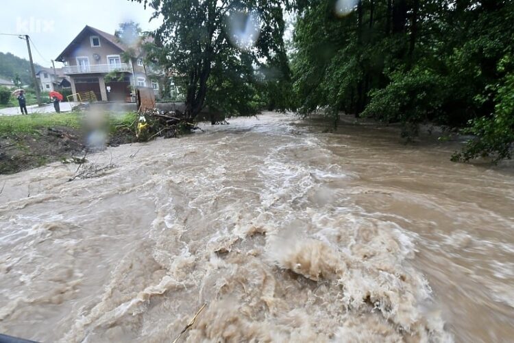 Meteorolozi najavljuju: Sutra moguće i bujične poplave