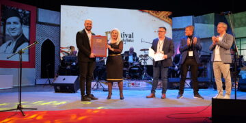Azmir Halilović iz Ilijaša dobitnik Plakete “Safet Isović” za najbolju interpretaciju