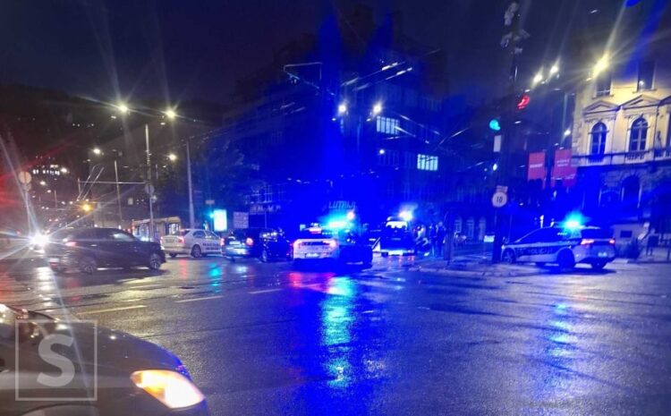 Saobraćajna nesreća u centru Sarajeva: Policija na terenu