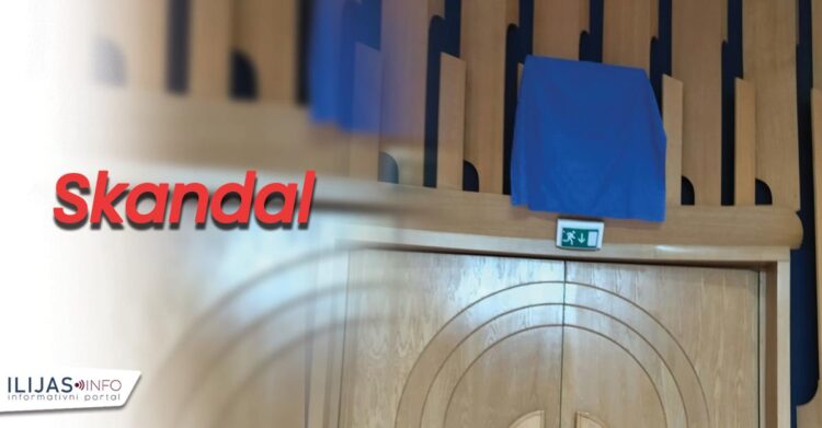 Skandal u Sarajevu: Grb BiH prekriven plavim platnom u zgradi Parlamenta BiH tokom ministarske konferencije (FOTO)