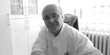 Zauvijek nas je napustio dr. Hasan Karahasan: Jedan od najistaknutijih zeničkih ginekologa