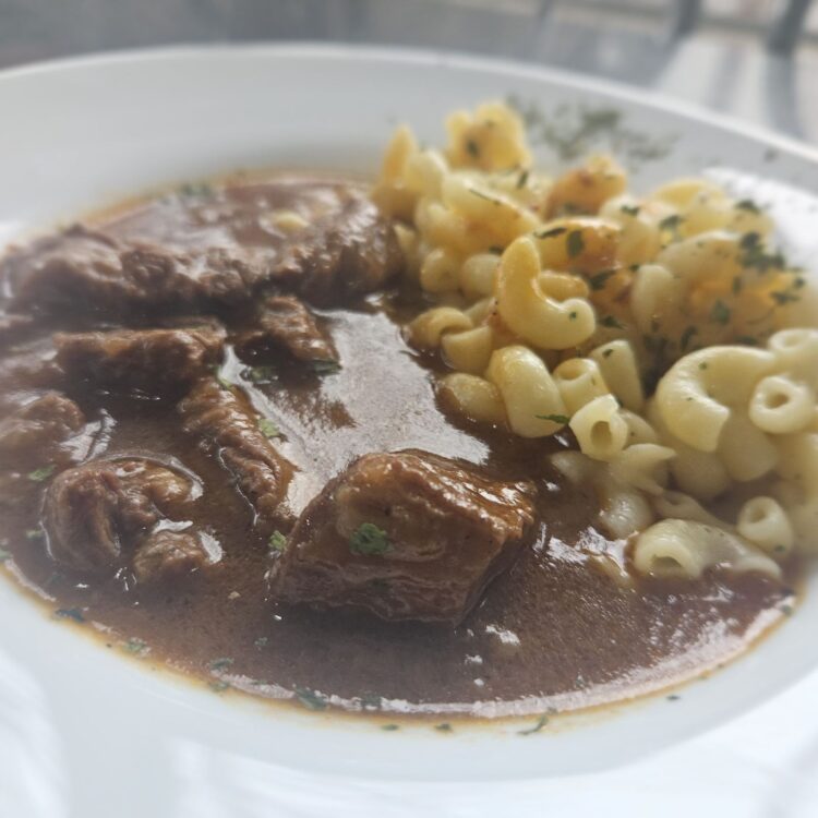 Novi gastronomski kutak u Ilijašu: Aščinica Sofra sutra počinje s radom