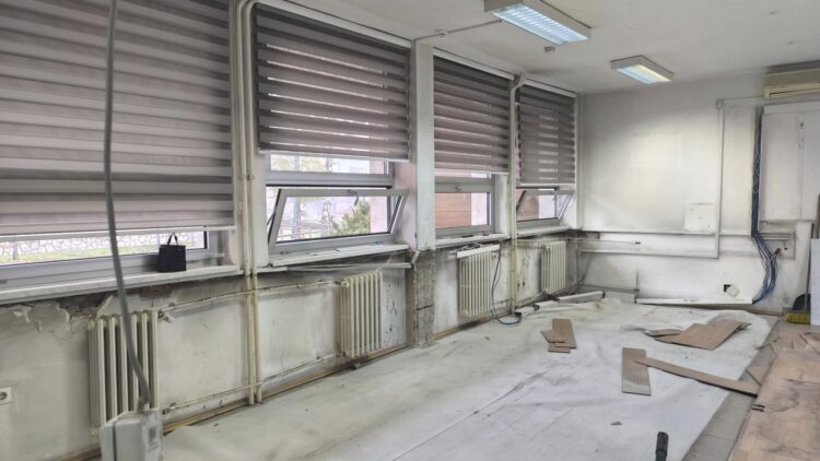 U toku radovi na rekonstrukciji prizemlja zgrade Općine Ilijaš (FOTO)