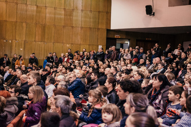 Jedanaest godina osmijeha i dobrote: Božićni koncert HKD “Napredak” gradi mostove u Ilijašu