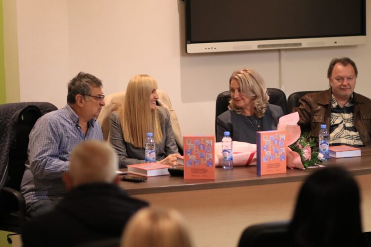Knjiga “Probudite genijalce: Inovativne strategije i tehnike u nastavi” promovisana u Ilijašu