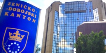 Vlada ZDK isplaćuje pomoć za 34.525 penzionera: Po 100 KM uz novembarsku penziju