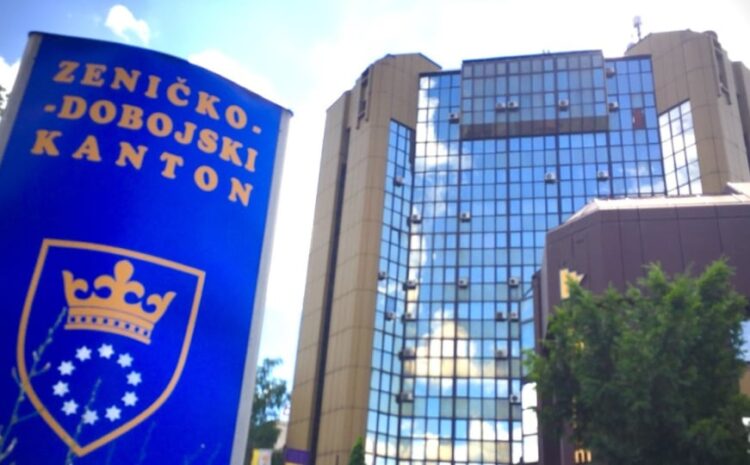 Vlada ZDK isplaćuje pomoć za 34.525 penzionera: Po 100 KM uz novembarsku penziju