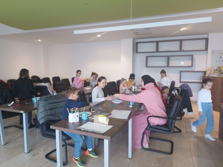 Održana radionica izrade nakita za djecu