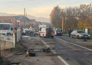 Teška nesreća u BiH: Jedna osoba poginula, saobraćaj obustavljen