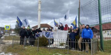 Obilježen Dan državnosti u Crnoj rijeci: Polaganje cvijeća i prigodan program