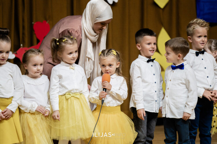 U Ilijašu održana druga priredba mališana Predškolske ustanove “Behar”: Pjesma, ples i dječija radost (FOTO)