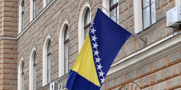 Danas je Dan žalosti u FBiH i Brčkom zbog tuzlanske tragedije, SNSD-ovci spriječili da bude u cijeloj BiH