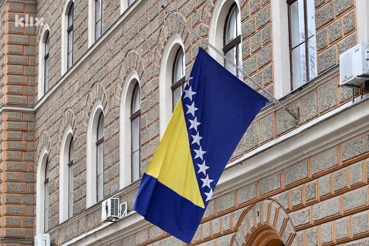 Danas je Dan žalosti u FBiH i Brčkom zbog tuzlanske tragedije, SNSD-ovci spriječili da bude u cijeloj BiH