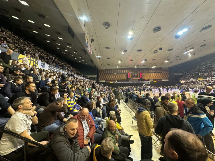 Navijači ispunjavaju tribine Skenderije, BiH će imati veliku podršku protiv Srbije