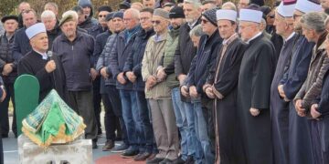 Klanjana dženaza svirepo ubijenoj Aldini Jahić