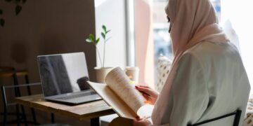 Kosovo i dalje zabranjuje hidžab u školama