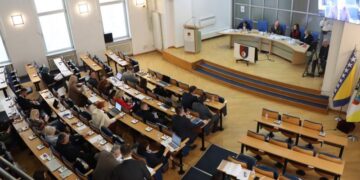 Skupština KS odobrila kupovinu šest stanova u Ilijašu za branilačku populaciju