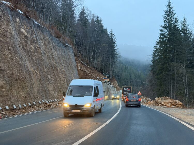 Građani najavljuju blokadu puta nakon novog odrona na M18: “Nećemo čekati nove žrtve”