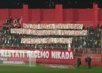 Navijači Veleža parolom podržali Amilu Zukić u borbi za život, u Mostar stigle i Horde zla