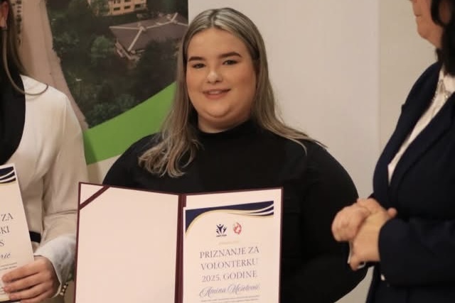 Mladi koji mijenjaju Ilijaš: Amina Mešetović volonterka 2025. godine