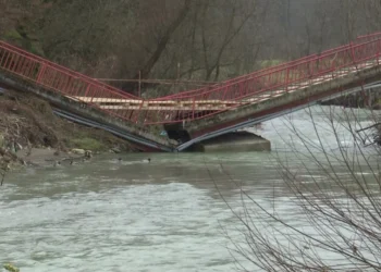 Most u Fojnici urušen: Mještani odsječeni, problemi se ponavljaju iz godine u godinu