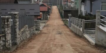 Sutra asfaltiranje lokalnog puta u naselju Vratuša 1 (MZ Mrakovo)