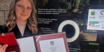 Gest vrijedan divljenja: Trinaestogodišnja Lamija iz Vogošće prikupila 10.000 boca, sve donirala Pomozi.ba