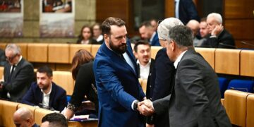 Čavalić i Aliefendić: Tražimo povećanje penzija za najmanje 20 posto