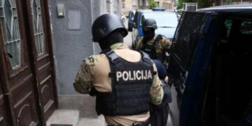 Sarajevo: Zbog pokušaja iznude 150.000 KM optuženo 5 osoba, među njima i inspektor Općine Vogošća