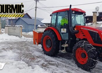 Primjer društvene odgovornosti: Firma Durmić d.o.o. o svom trošku očistila parking i harem džamije u Starom Ilijašu